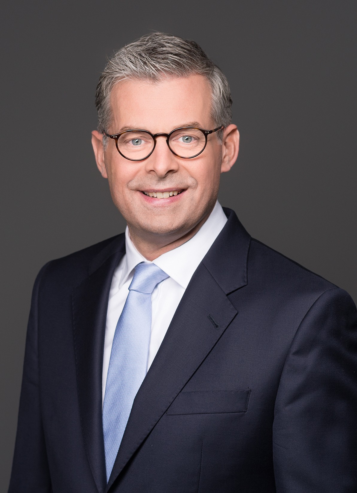 Dr. Kai H. Warnecke